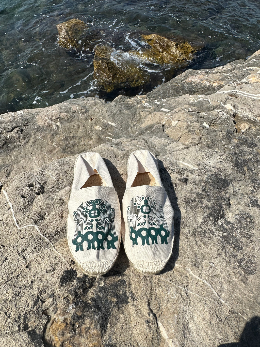 ESPERDENYA - GREEN JESUS - SIZE 42 EU