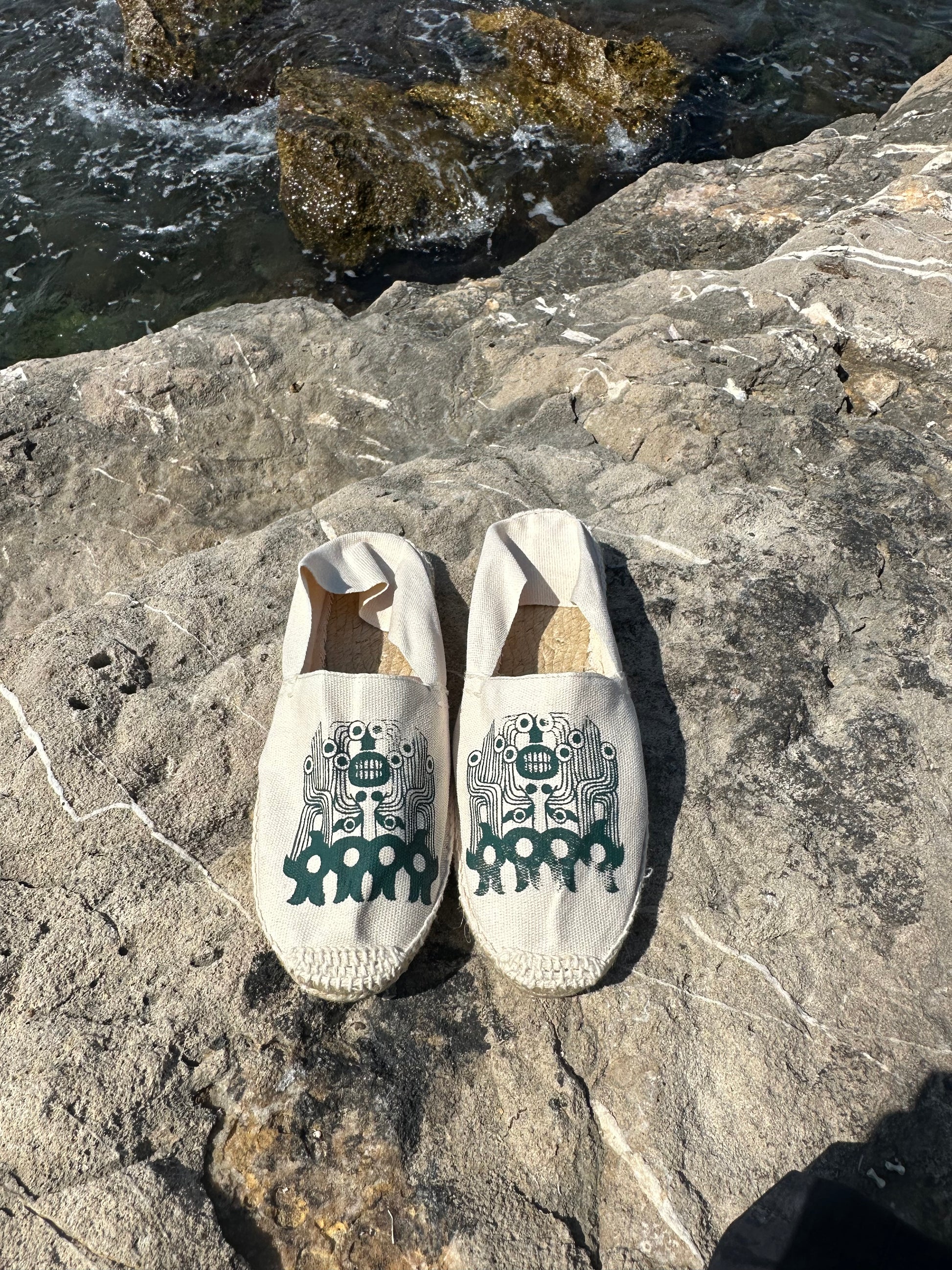 ESPERDENYA - GREEN JESUS - SIZE 43 EU
