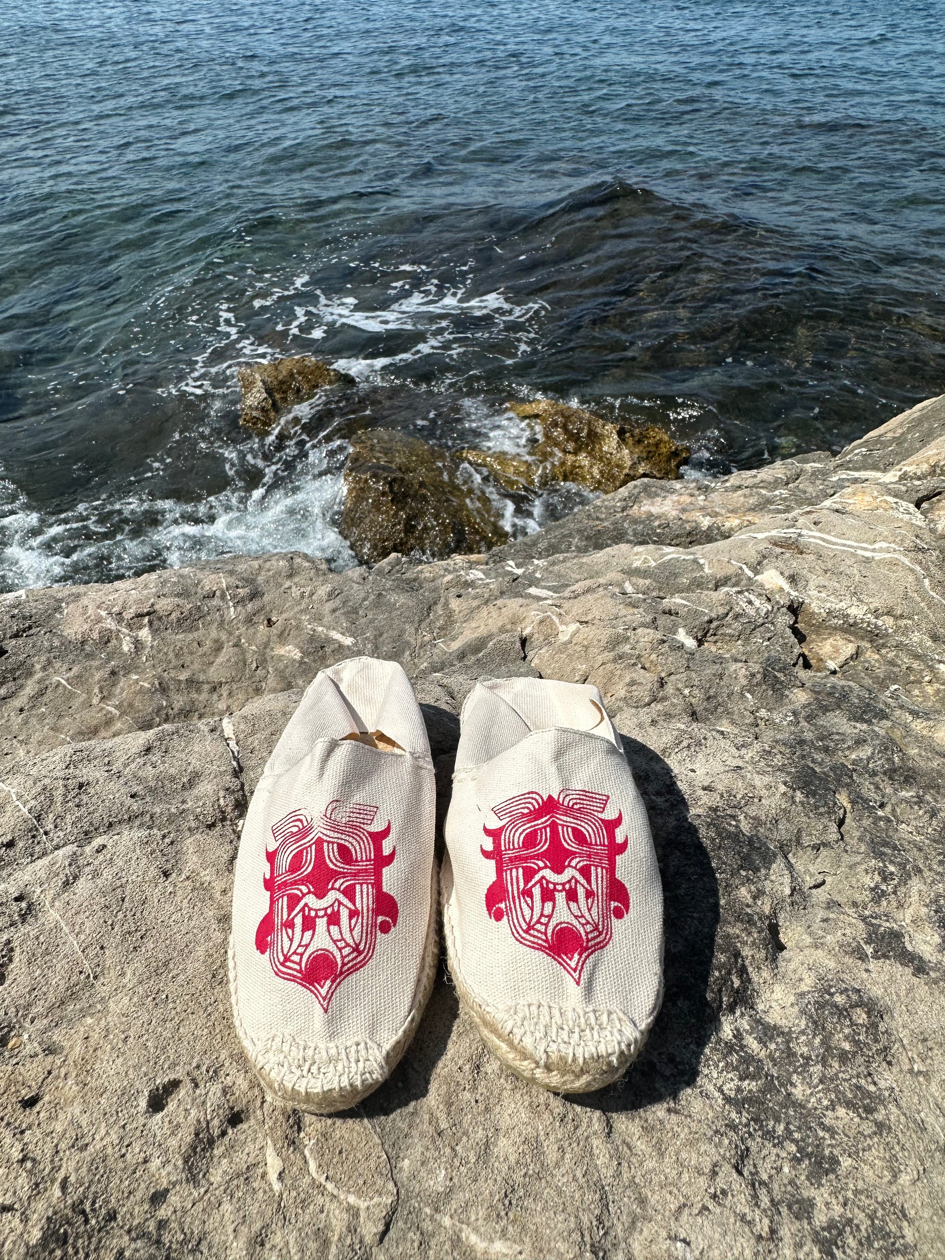 ESPERDENYA - RED TONGUE - SIZE 42 EU